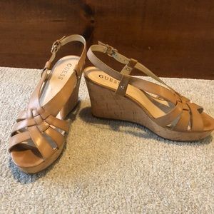 Guess size 9M Sandal Wedges